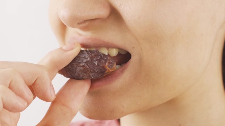 dates wholesale
